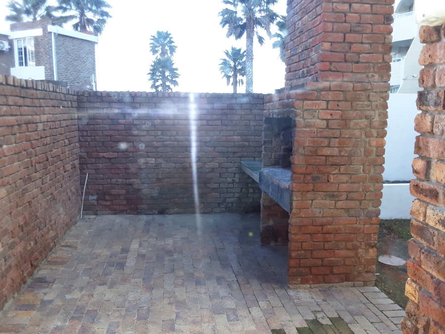 To Let 3 Bedroom Property for Rent in Strand South Western Cape